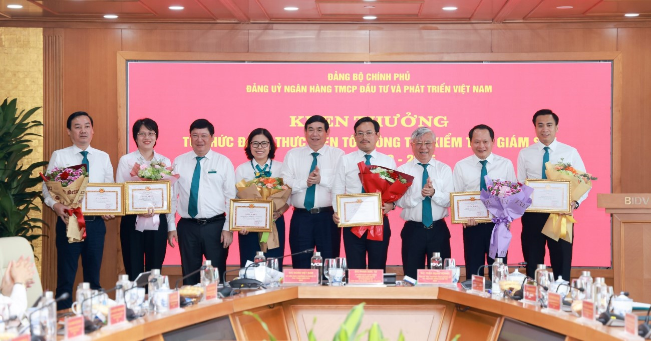 Lãnh đạo bằng nghị quyết, quản trị bằng con số: Kỳ 2: Năm “mũi nhọn” và vai trò hạt nhân chính trị của tổ chức Đảng